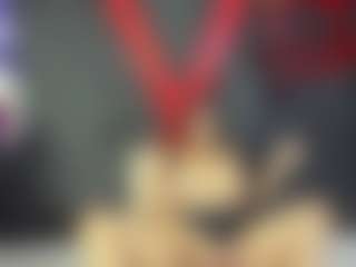 Live cam show with AlanaRoseeX - Ebony on x69.live | colombia