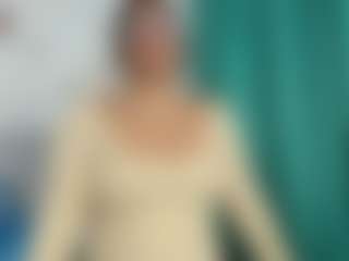 Live cam show with AlanaRoseeX - Green Eyes on liverealitysex.com