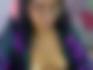Live cam show with AlanaRoseeX - Drinking on Camiplay Live