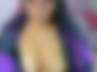 Live cam show with AlanaRoseeX - Trimmed Granny on Adult Interactions