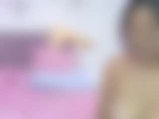 Live cam show with AlanaRoseeX - Granny on CSO-WL