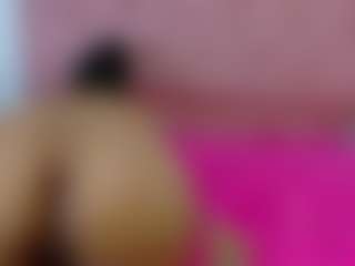 Live cam show with AlanaRoseeX - College on Camsoda