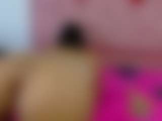 Live cam show with AlanaRoseeX - Green Eyes on Camming Site