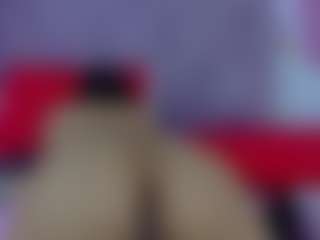 Live cam show with AlanaRoseeX - Granny Squirt on sexytreat.net