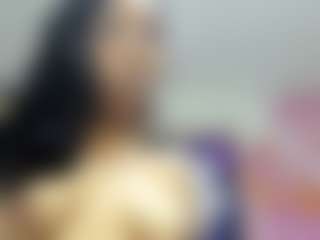 Live cam show with AlanaRoseeX - Middle Aged on WildCum