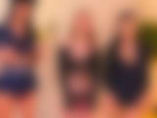 Live cam show with CassandraCaprice - Blonde Hair on Camming Site