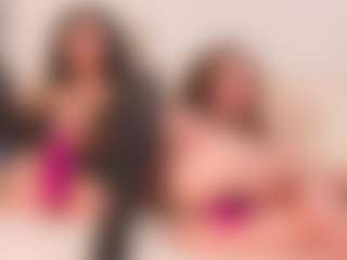 Live cam show with CassandraCaprice - Shaved Pussy on Dolls Live