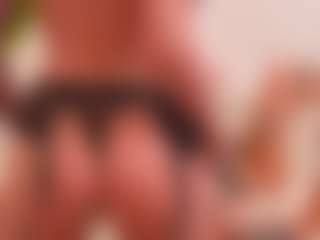 Live cam show with CassandraCaprice - Blonde Hair on Camsoda