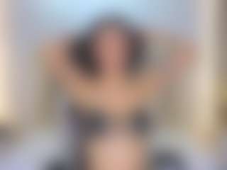 Kristennblue MILF webcam performer live streaming