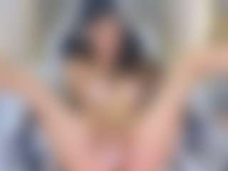 Kristennblue MILF webcam performer live streaming