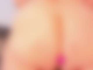 MARALINETTE-22's Live Sex Cam Show