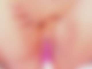 MARALINETTE-22's Live Sex Cam Show