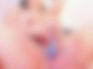 MARALINETTE-22's Live Sex Cam Show