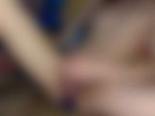 spitinmymouth313's Live Sex Cam Show