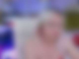 LadyTouch MILF webcam performer live streaming