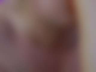 LadyTouch MILF webcam performer live streaming