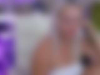 LadyTouch MILF webcam performer live streaming