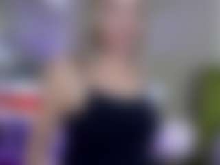 LadyTouch MILF webcam performer live streaming