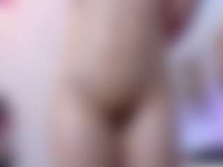 charlotte-rioz's Live Sex Cam Show