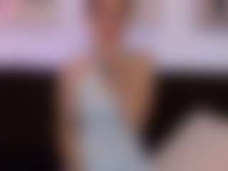 charlotte-rioz's Live Sex Cam Show