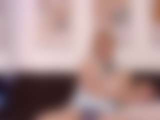 charlotte-rioz's Live Sex Cam Show