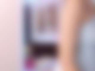 charlotte-rioz's Live Sex Cam Show