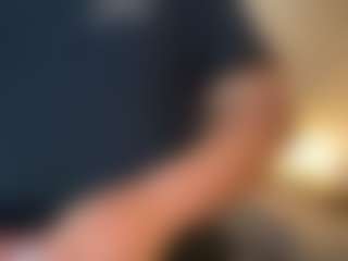 Live cam show with Sr. Gheko - Italian on Camsoda