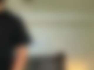 Live cam show with Sr. Gheko - White on fuklive.com