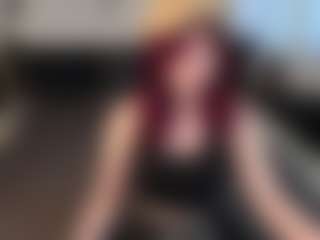 Fox-Cuteee's Live Sex Cam Show