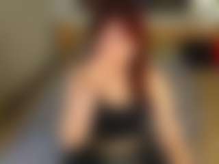 Live cam show with Fox-Cuteee - Red Hair Teen (18+) on Camsoda