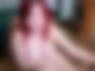 Live cam show with Fox-Cuteee - Suck on dropp.cam