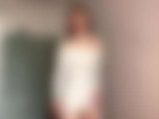 GennaKirley's Live Sex Cam Show