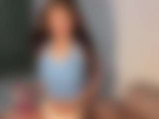 Live cam show with GennaKirley - Teen (18+) on Hubzter Live