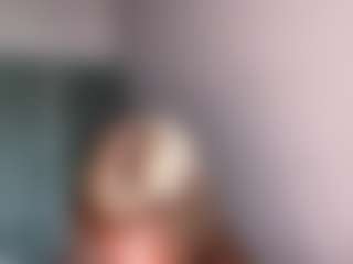GennaKirley's Live Sex Cam Show