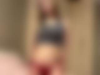 GennaKirley's Live Sex Cam Show