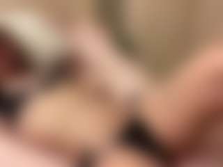 GennaKirley's Live Sex Cam Show