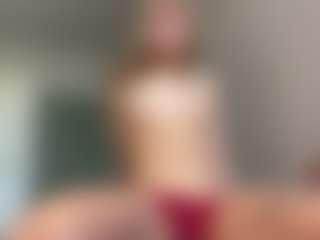 Live cam show with GennaKirley - Green Eyes on SpankPalCams