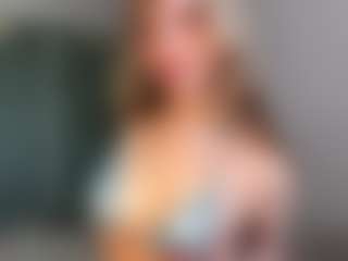 GennaKirley's Live Sex Cam Show