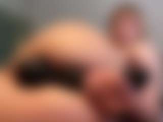 GennaKirley's Live Sex Cam Show