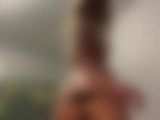 GennaKirley's Live Sex Cam Show