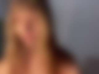 Live cam show with GennaKirley - Skinny on slutload