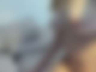 Live-Cam-Show mit GennaKirley - Brown Hair auf Camsoda
