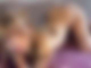 GennaKirley's Live Sex Cam Show