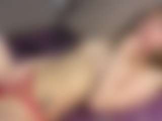 GennaKirley's Live Sex Cam Show