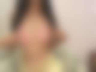 Live cam show with HannahKatin - Striptease Teen (18+) on Gym Cam Girls