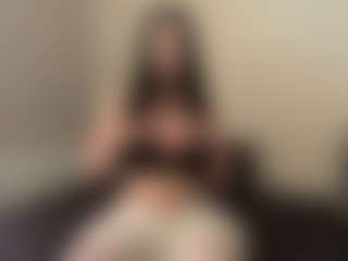 Live cam show with Katie - Gray Eyes on Camsoda