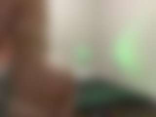 Live cam show with Katie - Yoga on AdultVida.com
