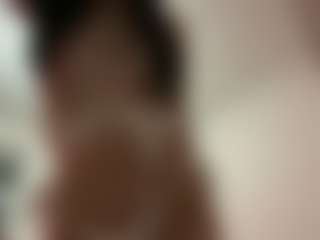 Live cam show with Katie - Gray Eyes on AdultVida.com