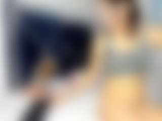 Live cam show with Kiss-ninna - Brown Hair MILF on SmokeAndPoke