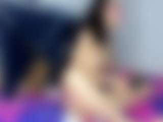 Live cam show with Kiss-ninna - Gray Eyes on intimatelivegirls.com